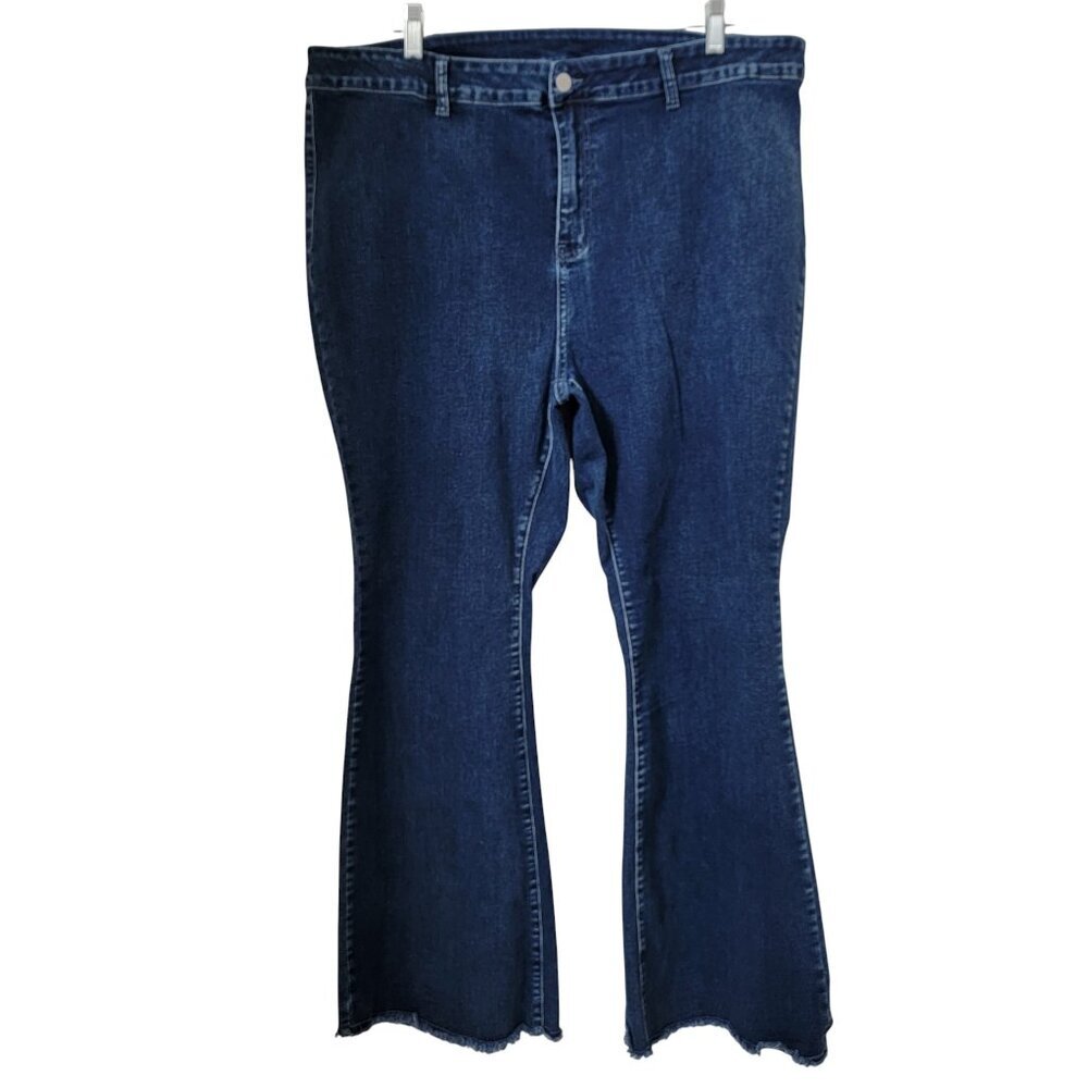 SHEIN Curve Size 4XL Flared Leg Denim Blue Jeans. Gently Used Condition
